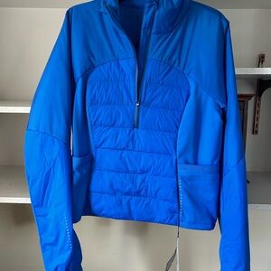 lululemon athletica Blue Puffer Jacket with High Collar and Slim Fit